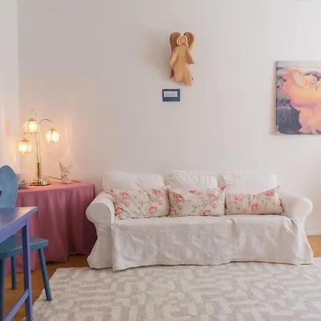 Huoneisto Beautiful Studio In A Central *
